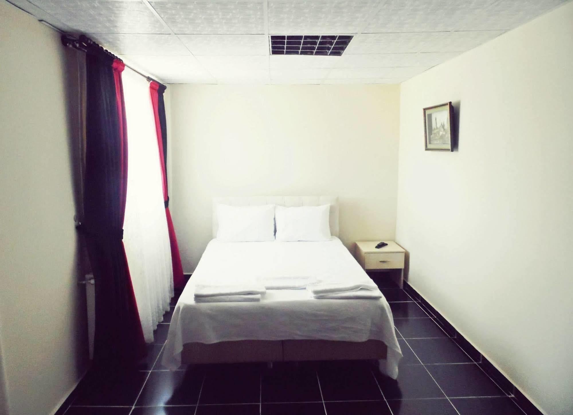Saral Otel Derince Exteriér fotografie